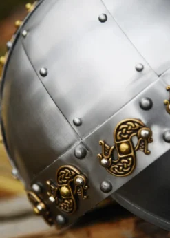 Alt-Nordischer Drachenhelm