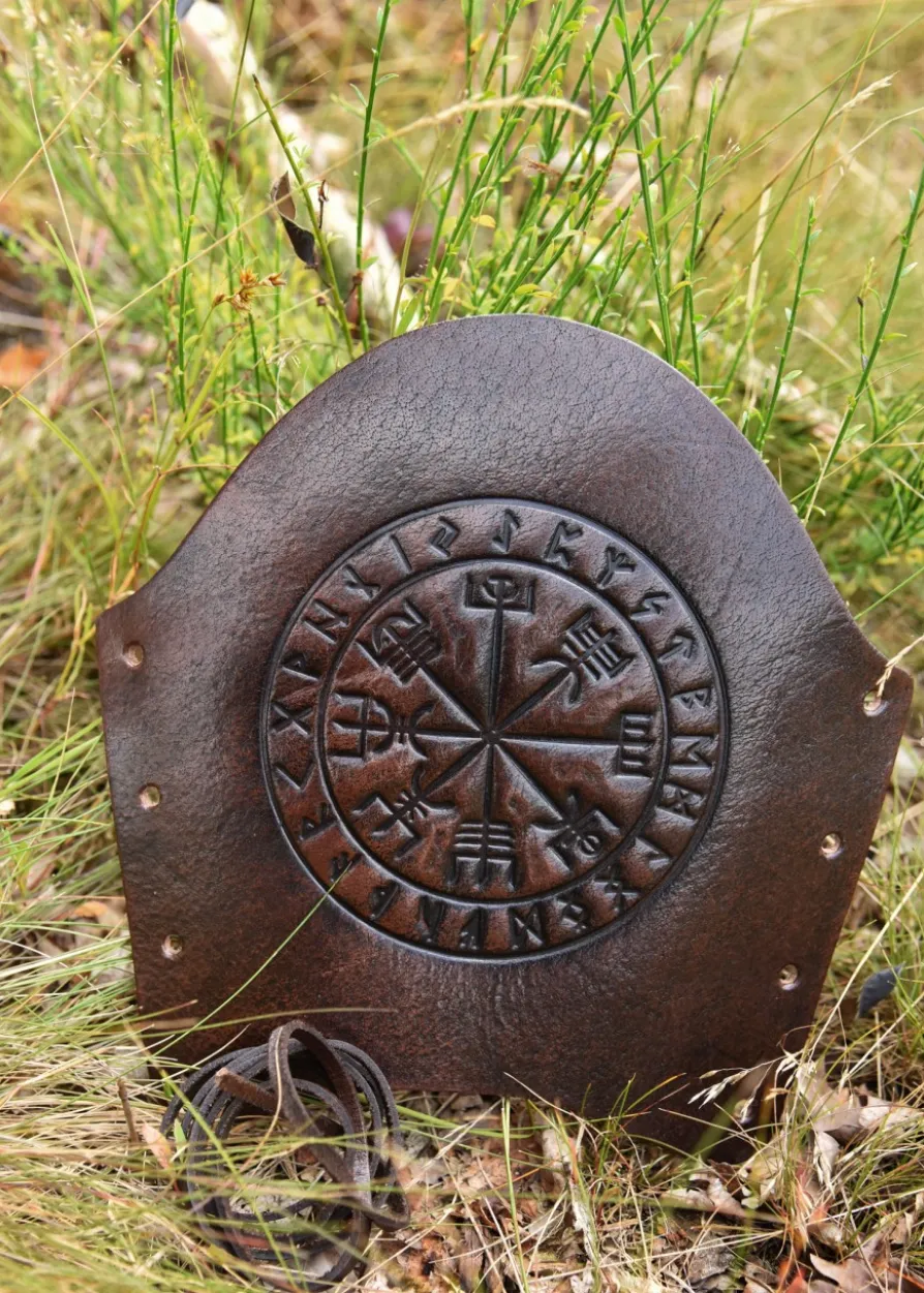 Armschützer aus Leder mit Vegvísir-Prägung, Braun
