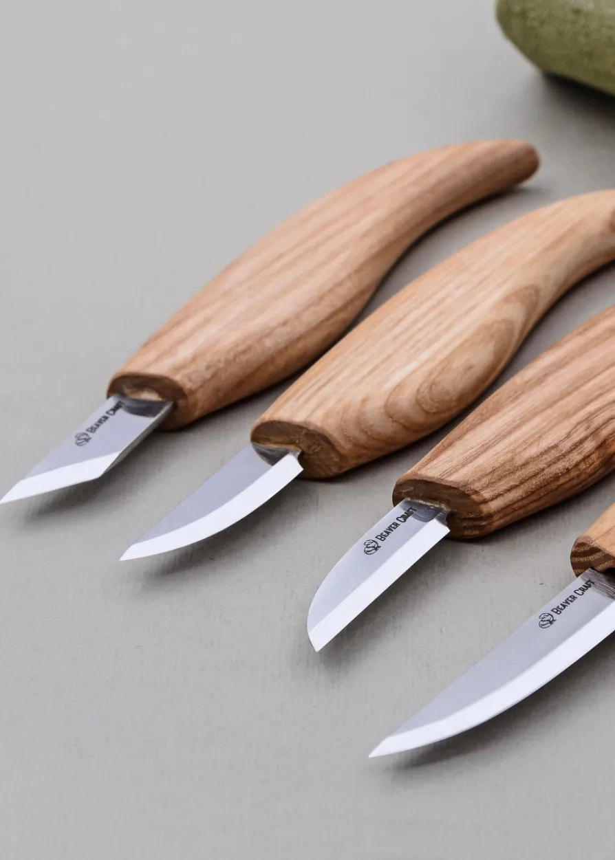 Basic Set mit 4 Messern (4 Messer in der Rolle), BeaverCraft