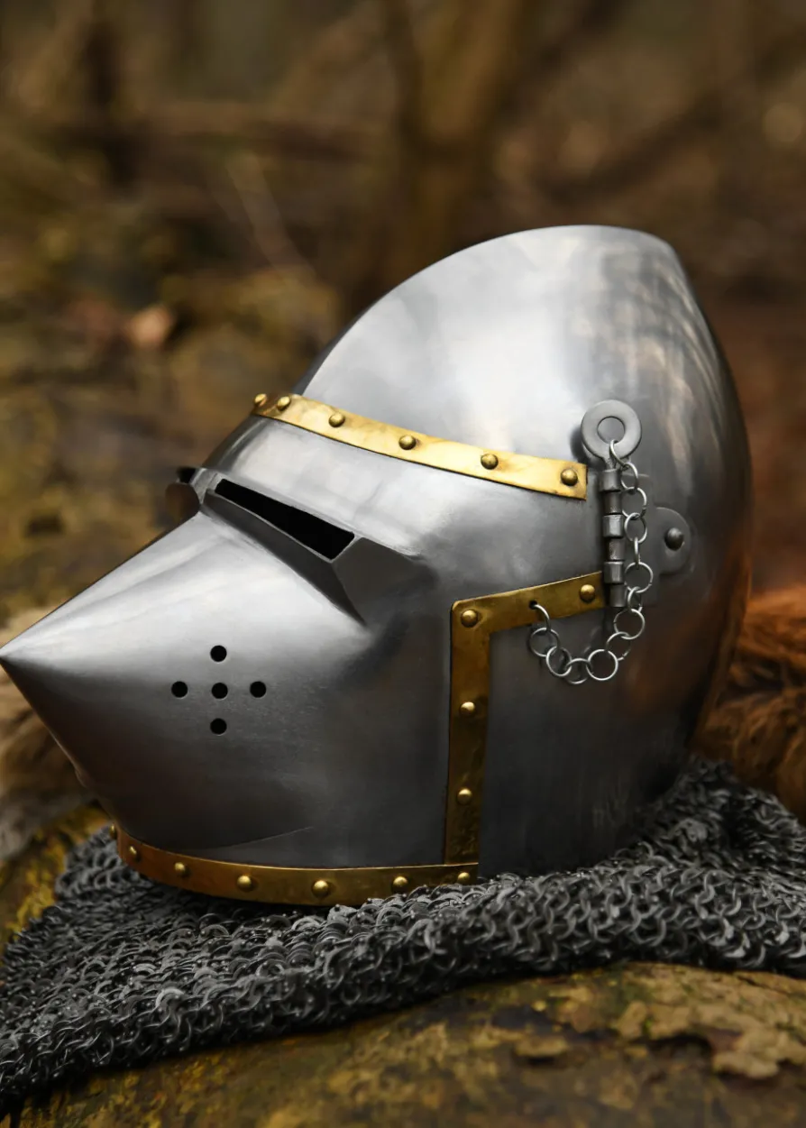 Beckenhaube, Hundsgugel, ca. 1390, 1,6 mm Stahl