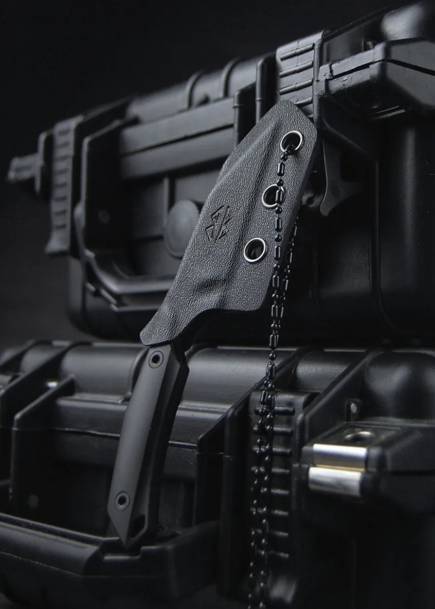 Berserk Blades RAK, Feststehendes Messer, schwarz