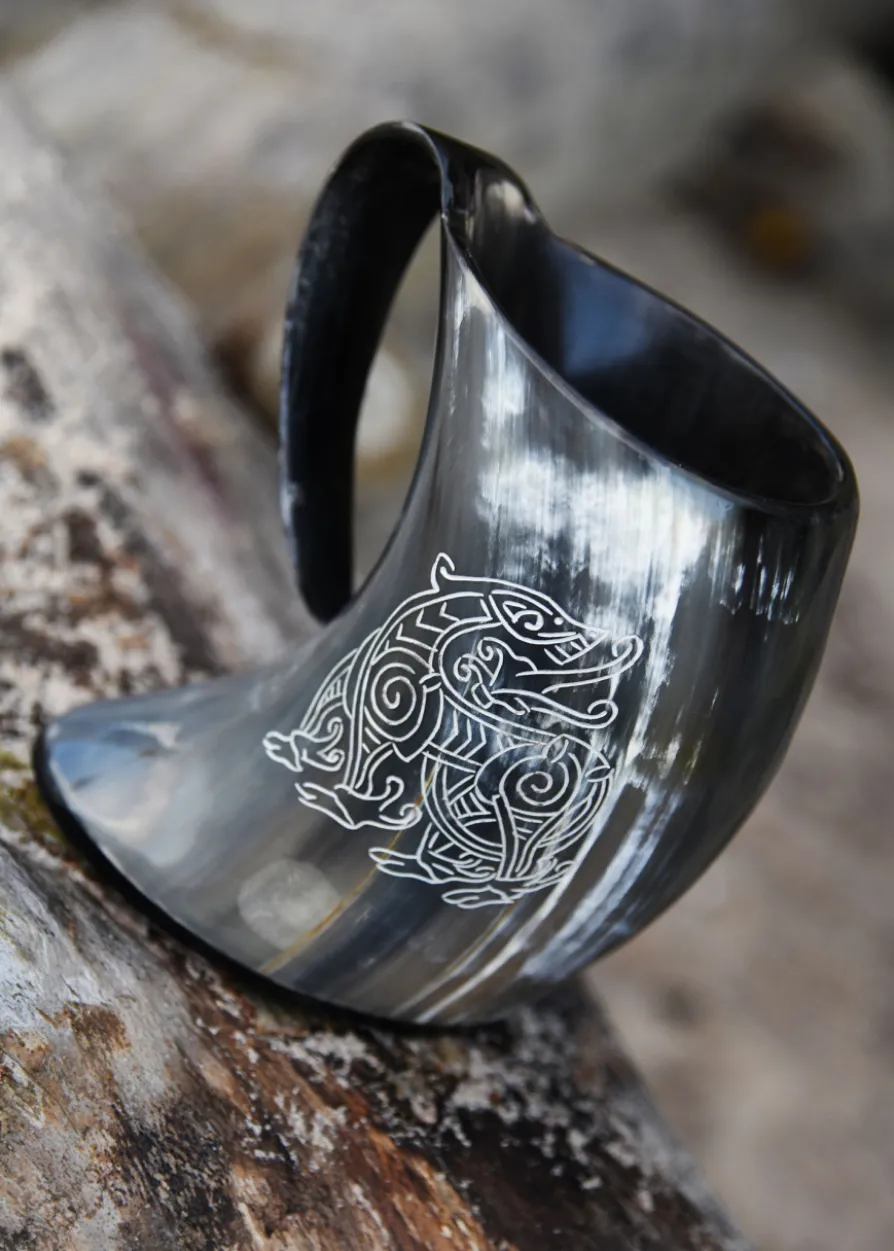 Bierkrug aus Horn - Drache