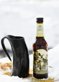 Bierkrug aus Horn - Horse Lords