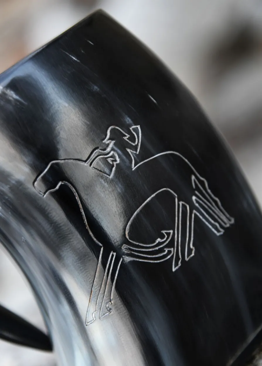 Bierkrug aus Horn - Odin reitet Sleipnir