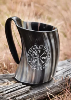 Bierkrug aus Horn - Vegvísir