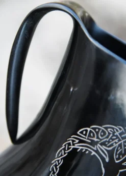 Bierkrug aus Horn - Yggdrasil