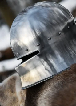 Deutscher Schaller, ca. 1480, Schaukampfhelm, versch. Größen