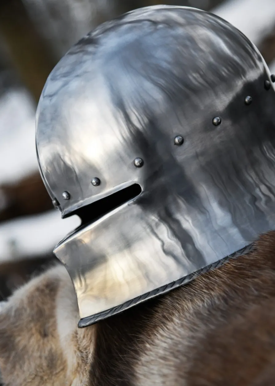 Deutscher Schaller, ca. 1480, Schaukampfhelm, versch. Größen