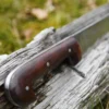 Einfaches Saxmesser mit Lederscheide, lang