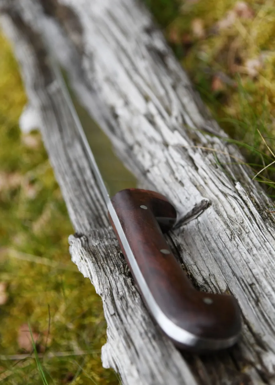 Einfaches Saxmesser mit Lederscheide, lang
