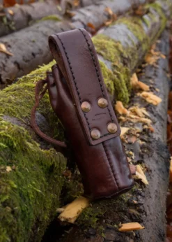 Fernrohr mit Ledertasche