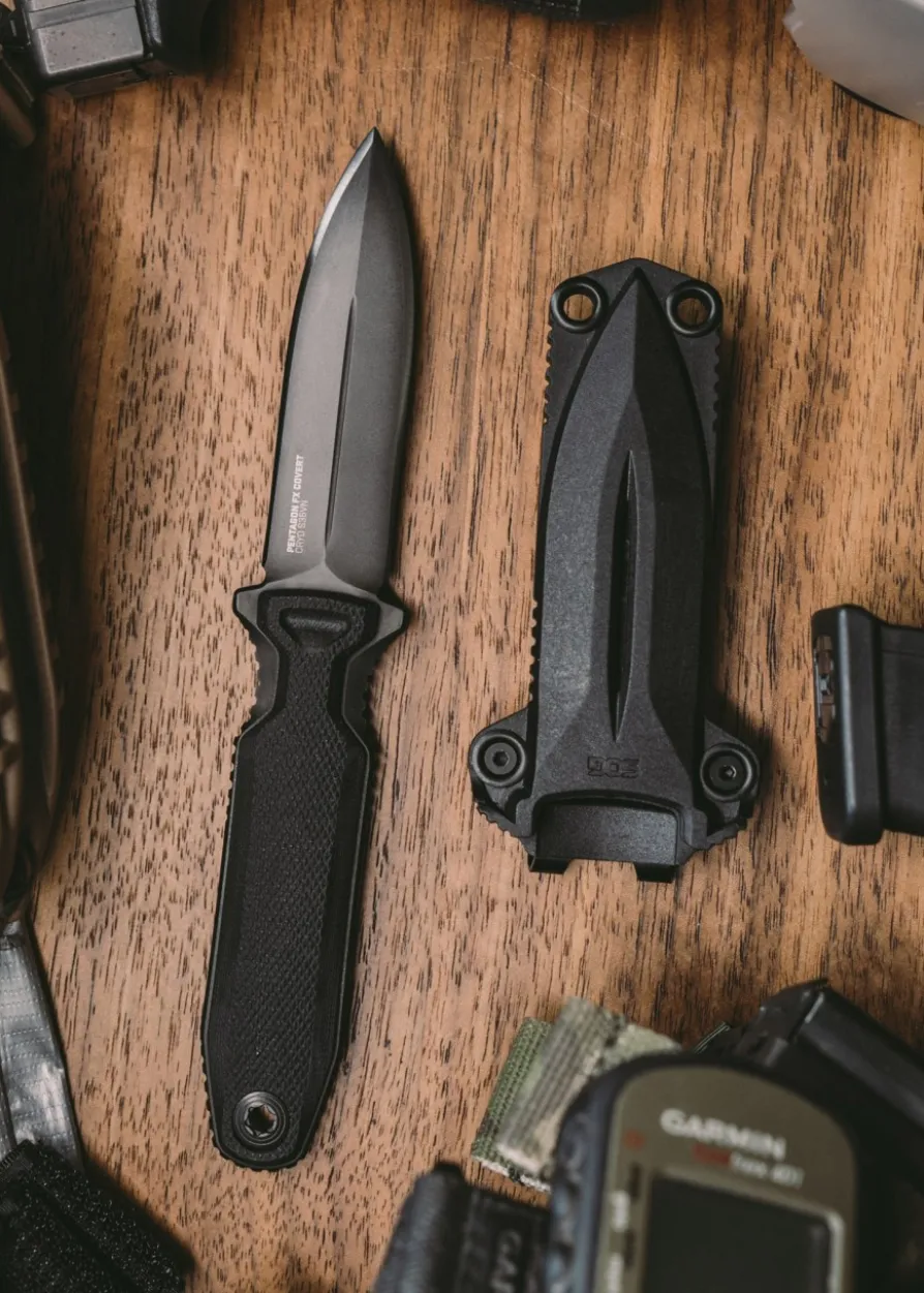 Feststehendes Messer Pentagon FX Covert - Blackout, SOG