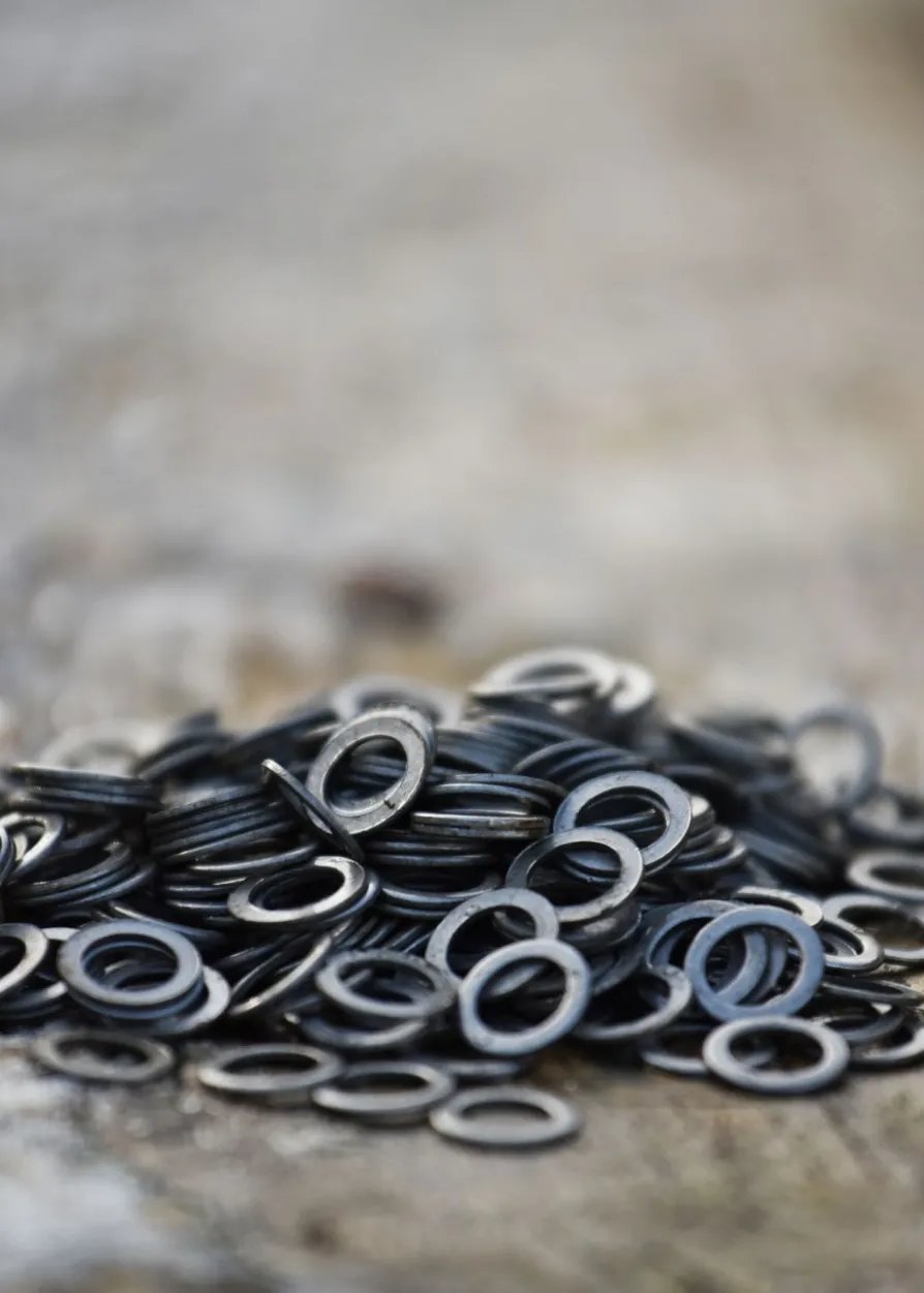 FRM/FWM 1kg Paket lose flache Kettenringe, gestanzt, ID8mm