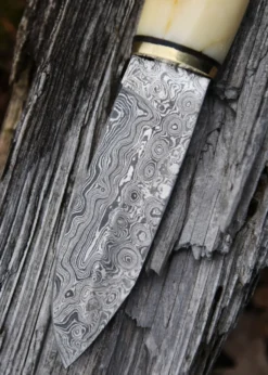 Gebrauchsmesser mit Knochengriff u. Lederscheide, Damaststahl
