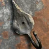 Geschmiedeter Wandhaken mit Blatt, ca. 11 cm hoch