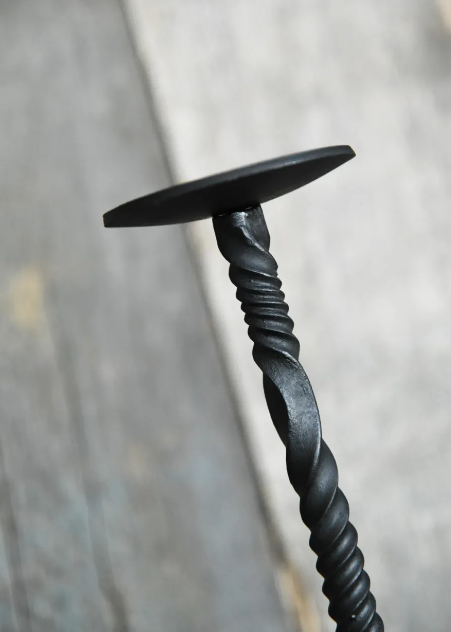 Geschmiedeter Wandkerzenhalter