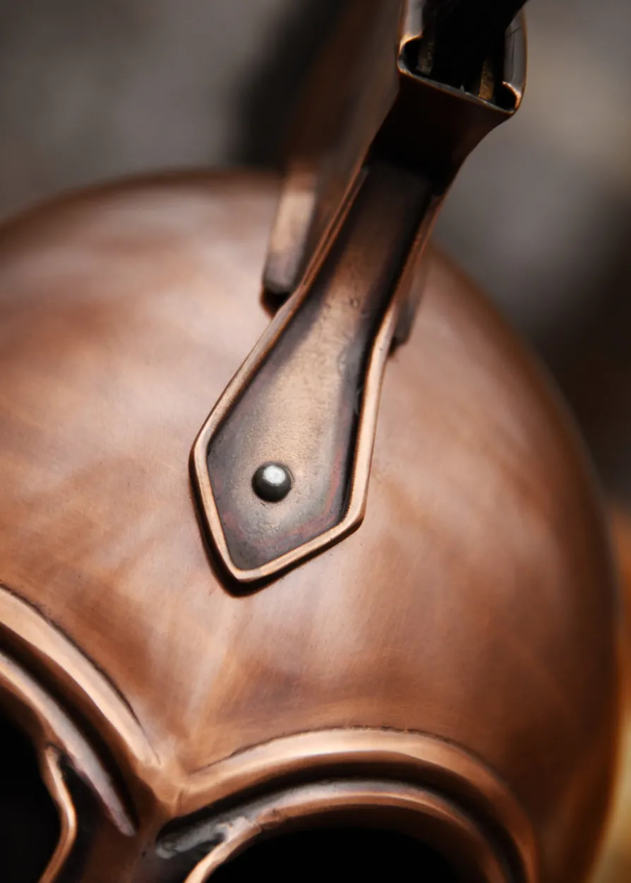 Griechischer Helm aus Troja mit Helmbusch