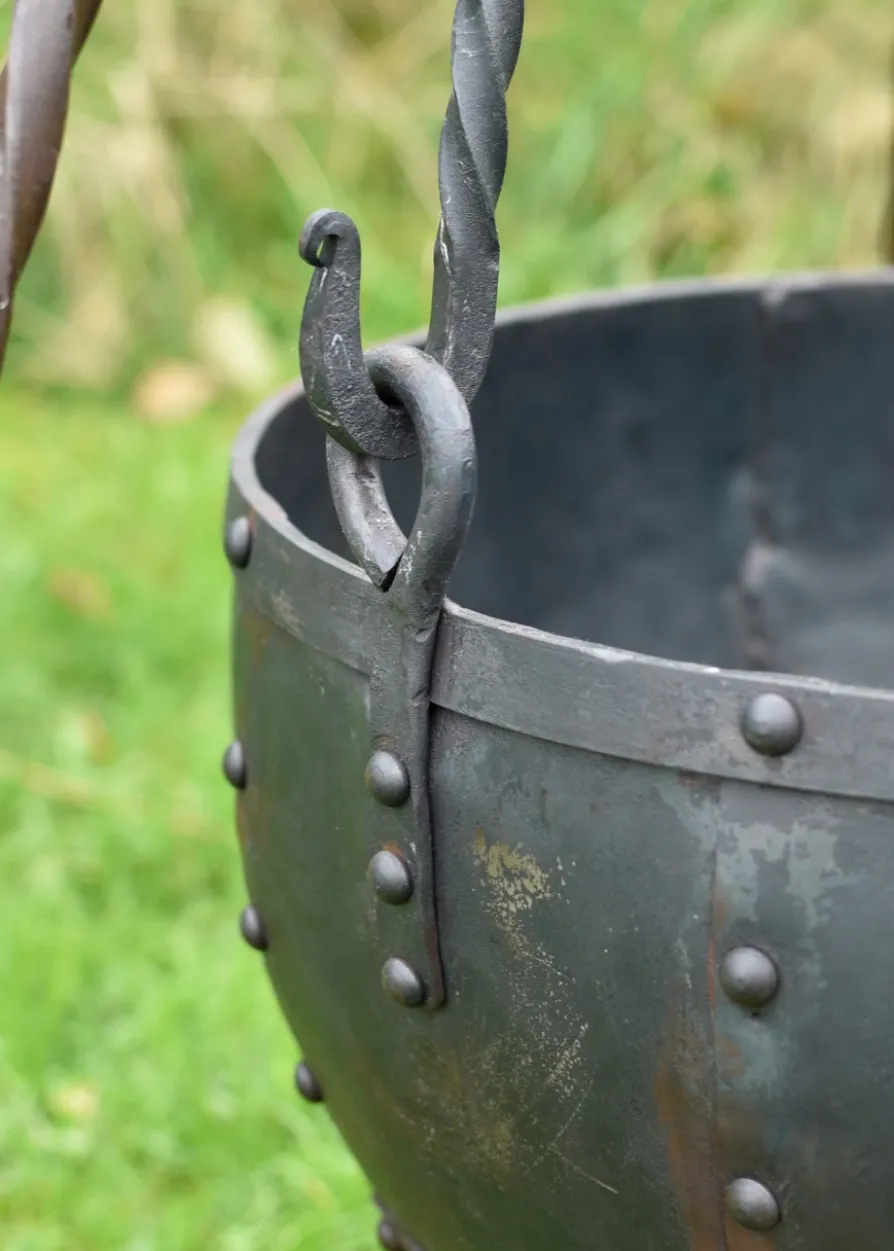 Großer vernieteter Lagertopf, ca. 21 Liter