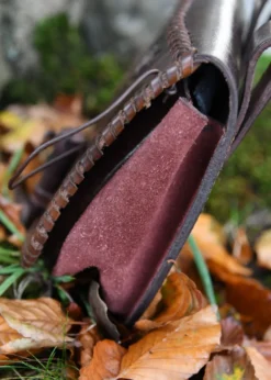 Gürteltasche aus Leder mit Drachen-Prägung, Braun