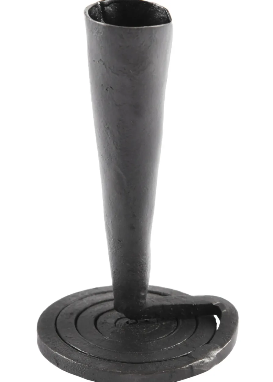 Handgeschmiedeter Kerzenhalter mit spiralförmigem Fuß