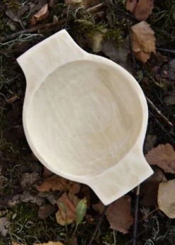 Holzschale mit Griffen, handgehauen, ca. 16 x 10 cm