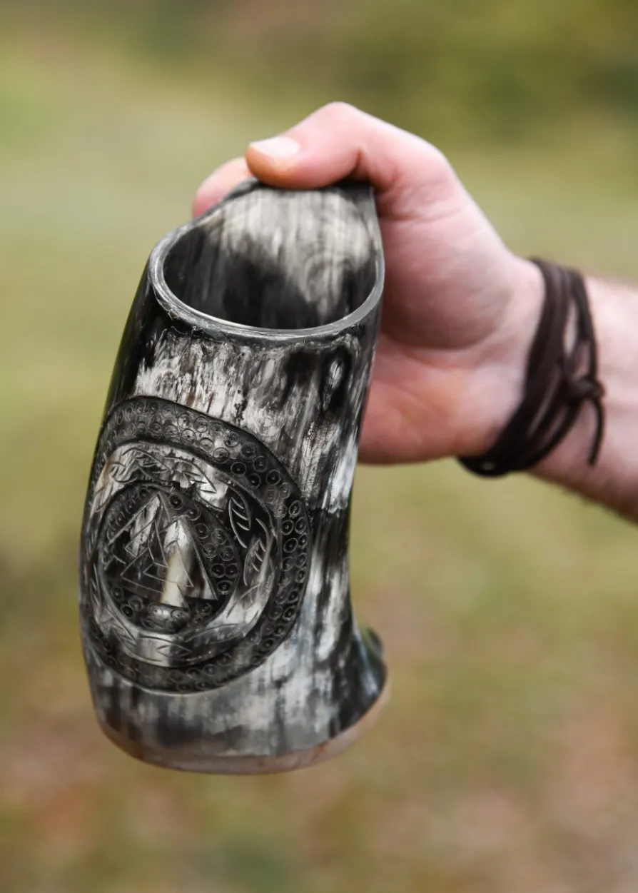Hornbecher, Bierkrug mit Holzboden und Valknut-Motiv Nr.1