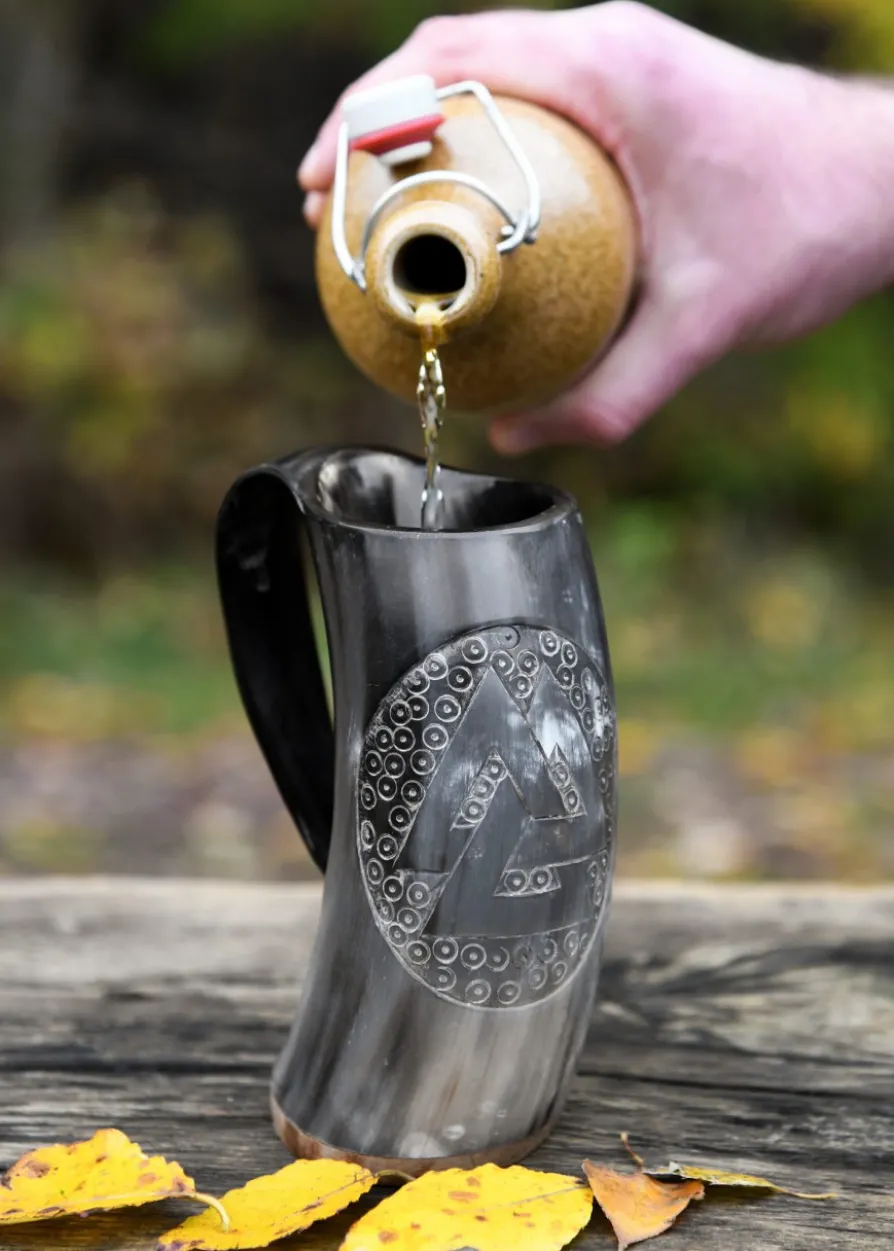Hornbecher, Bierkrug mit Holzboden und Valknut-Motiv Nr. 2