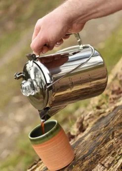 Kaffeekanne aus Edelstahl mit Perkolator