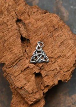 Kettenanhänger aus Silber - Keltischer Knoten