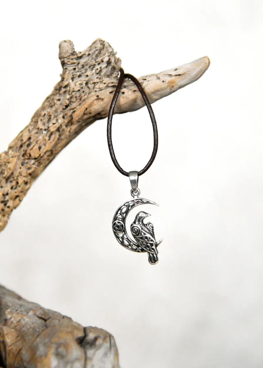 Kettenanhänger aus Silber - Rabe