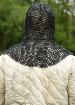 Kettenhaube mit quadratischem Mundschutz, ID8mm, brüniert