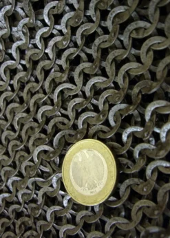 Kettenhemd Haubergeon, Flachring mit Keilnieten gemischt, ID 8 mm