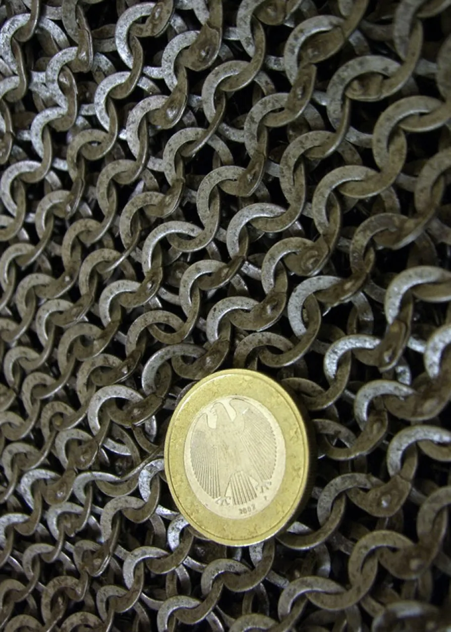 Kettenhemd Haubergeon, Flachring mit Keilnieten gemischt, ID 8 mm