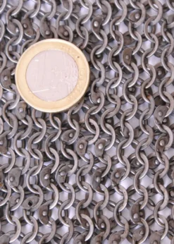 Kettenhemd Haubergeon, vernietet und gestanzt, ID 6 mm