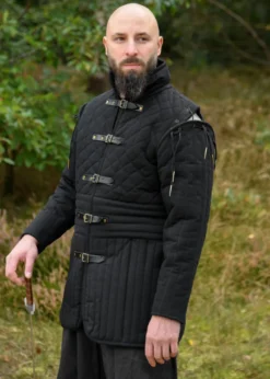 Langer Gambeson mit Schnallen und abnehmbaren Ärmeln, schwarz