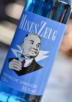 Mises Zeug, 35% vol. Alk., 0,5l Flasche - Holsteiner Geister