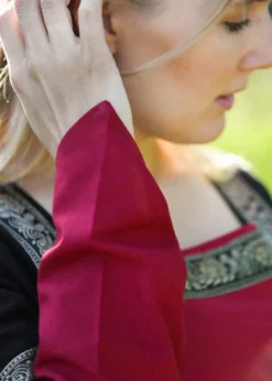Mittelalterkleid Eleanor, rot/schwarz