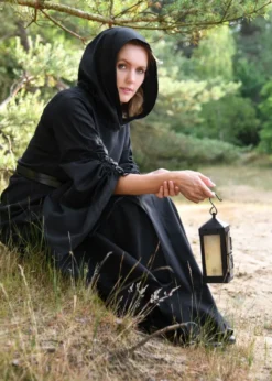 Mittelalter Kleid Isra mit Trompetenärmeln, schwarz