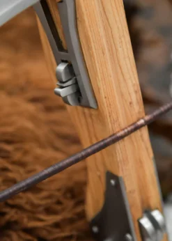 Mittelalterliche Armbrust aus Holz und Stahl, inkl. 3 Bolzen aus Holz