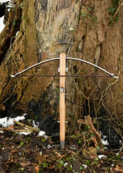 Mittelalterliche Armbrust aus Holz und Stahl, inkl. 3 Bolzen aus Holz