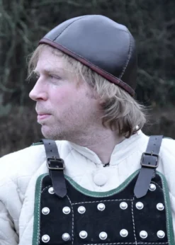 Mittelalterliche Lederkappe