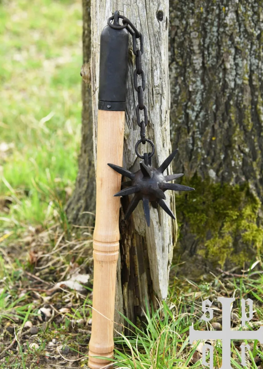 Mittelalterlicher Flegel mit einem Stern
