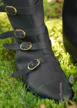 Mittelalterliche Stiefel mit Schnallen, schwarz