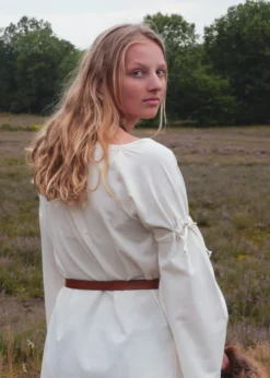 Mittelalter-Unterkleid Burglinde mit Trompetenärmeln, natur