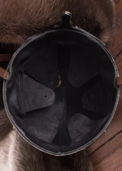 Nasalhelm mit Keltischen Motiven, Stahl mit Antik-Finish