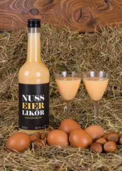 Nuss-Eierlikör, 20% vol. Alk., 0,5l Flasche - Holsteiner Geister