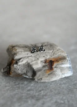 Ohrstecker aus Silber - Keltische Dreiheit, Schwarz, Paar