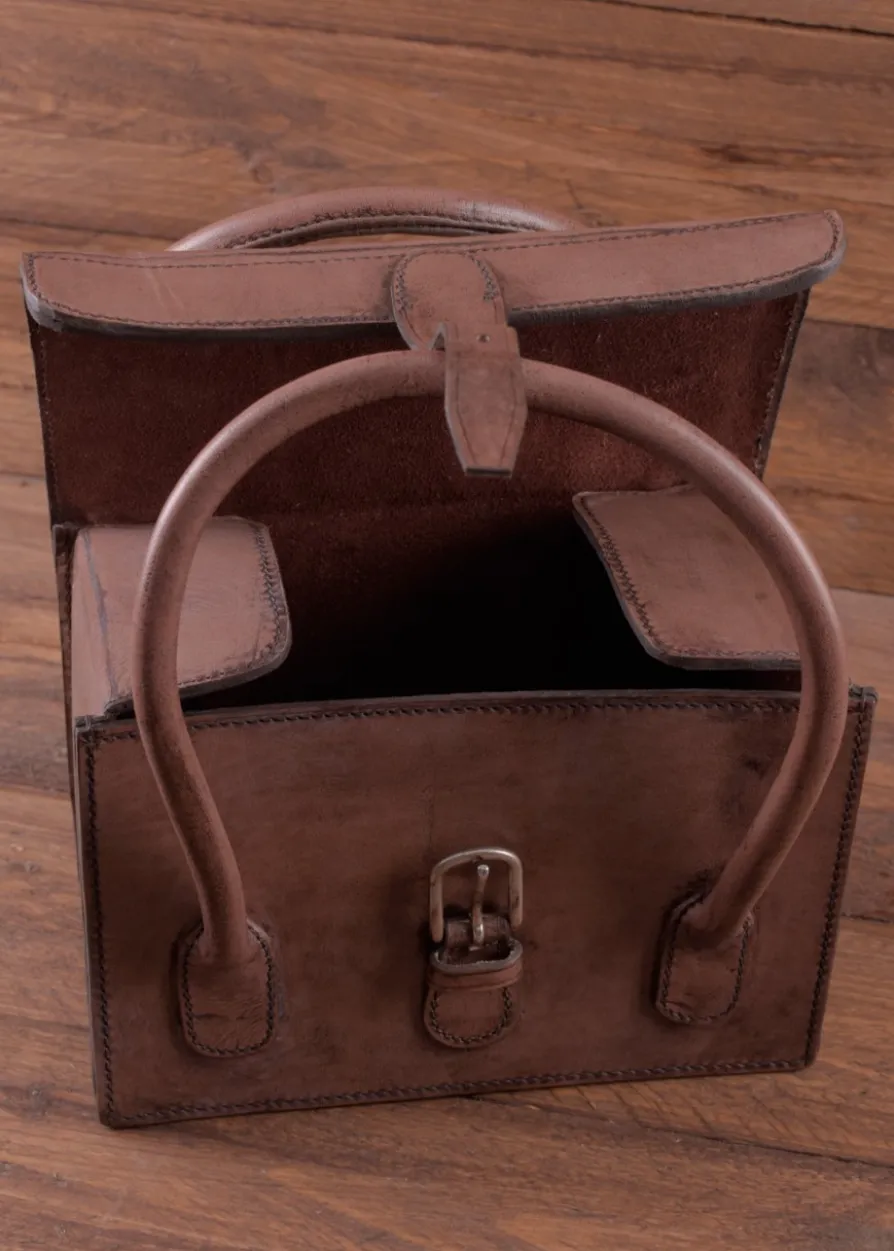 Patronentasche aus Leder, mit Henkel
