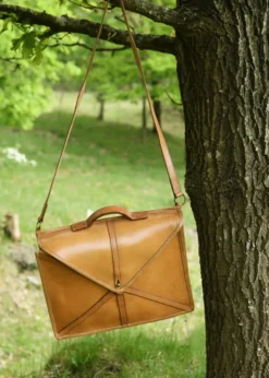 Römische Ledertasche, Pera