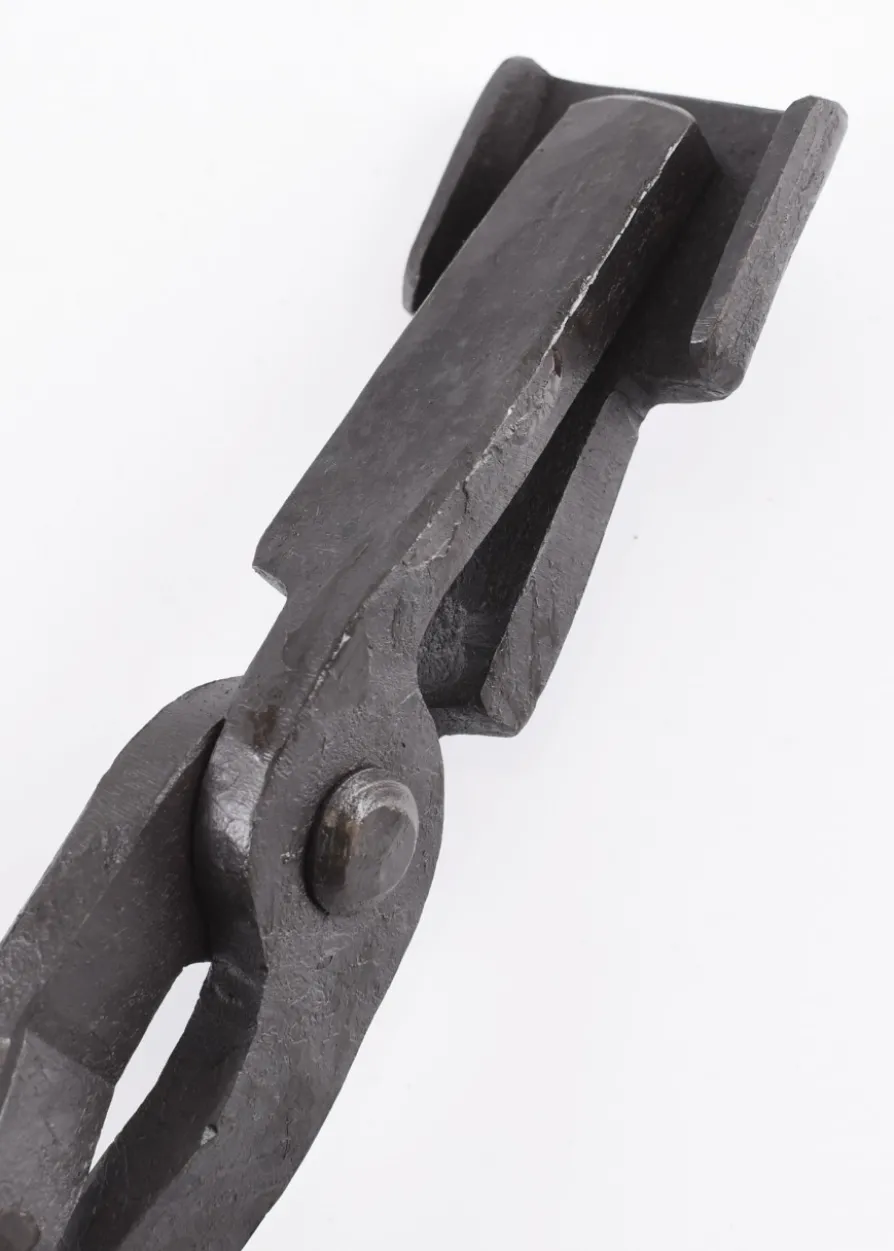 Schlossmaulzange, Schmiedezange, handgeschmiedet, 35 x 20 mm